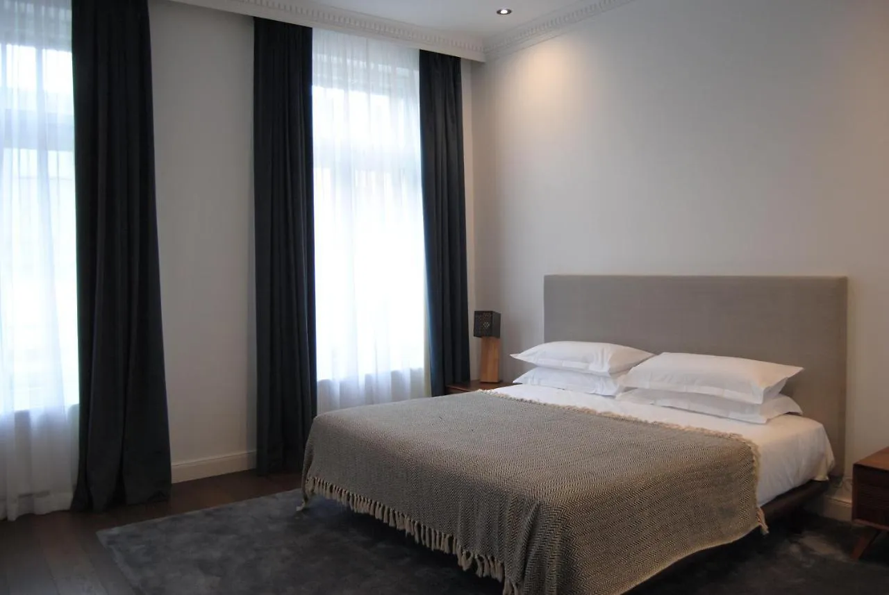 **** Hotel Uttoe Luxury Suites Budapest Hungary